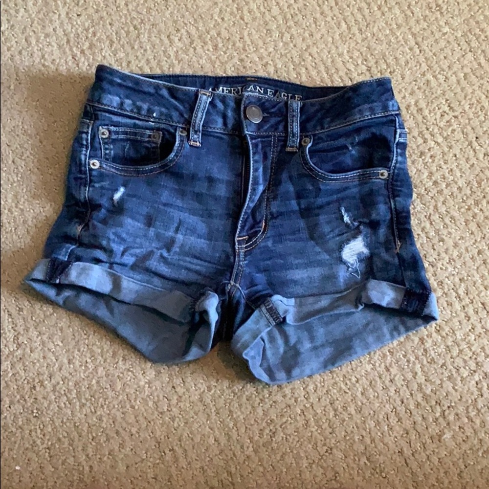 American Eagle shorts!